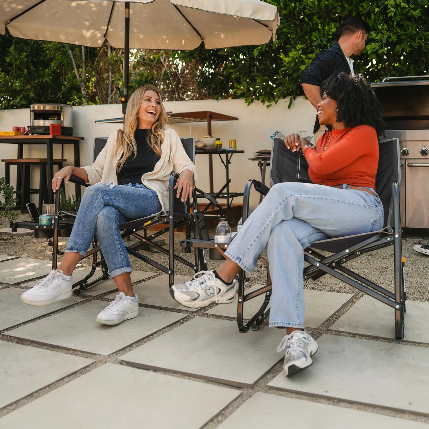 Freestyle Rocker XL™ with Side Table - Picnic Setup