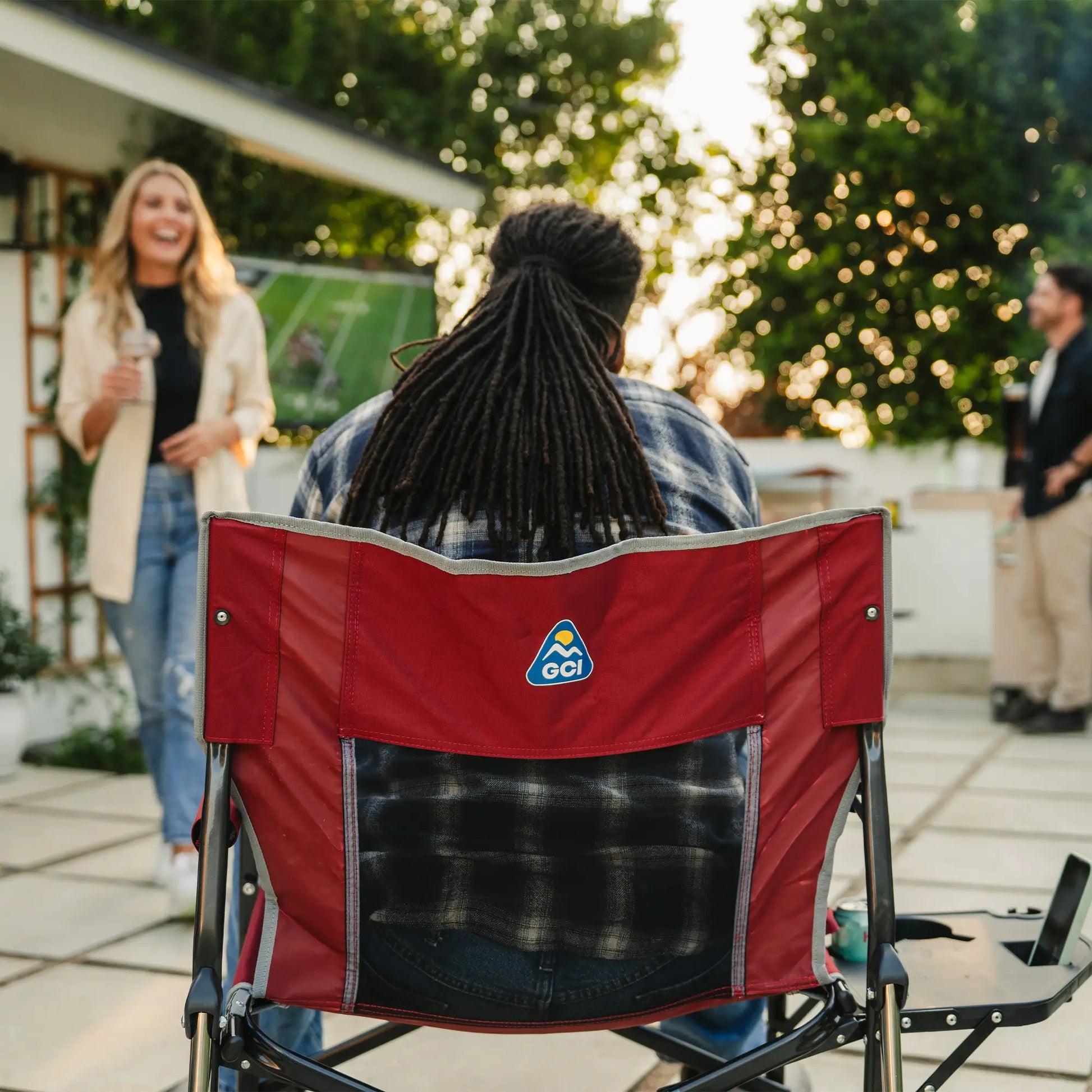 Freestyle Rocker XL™ with Side Table - Picnic Setup