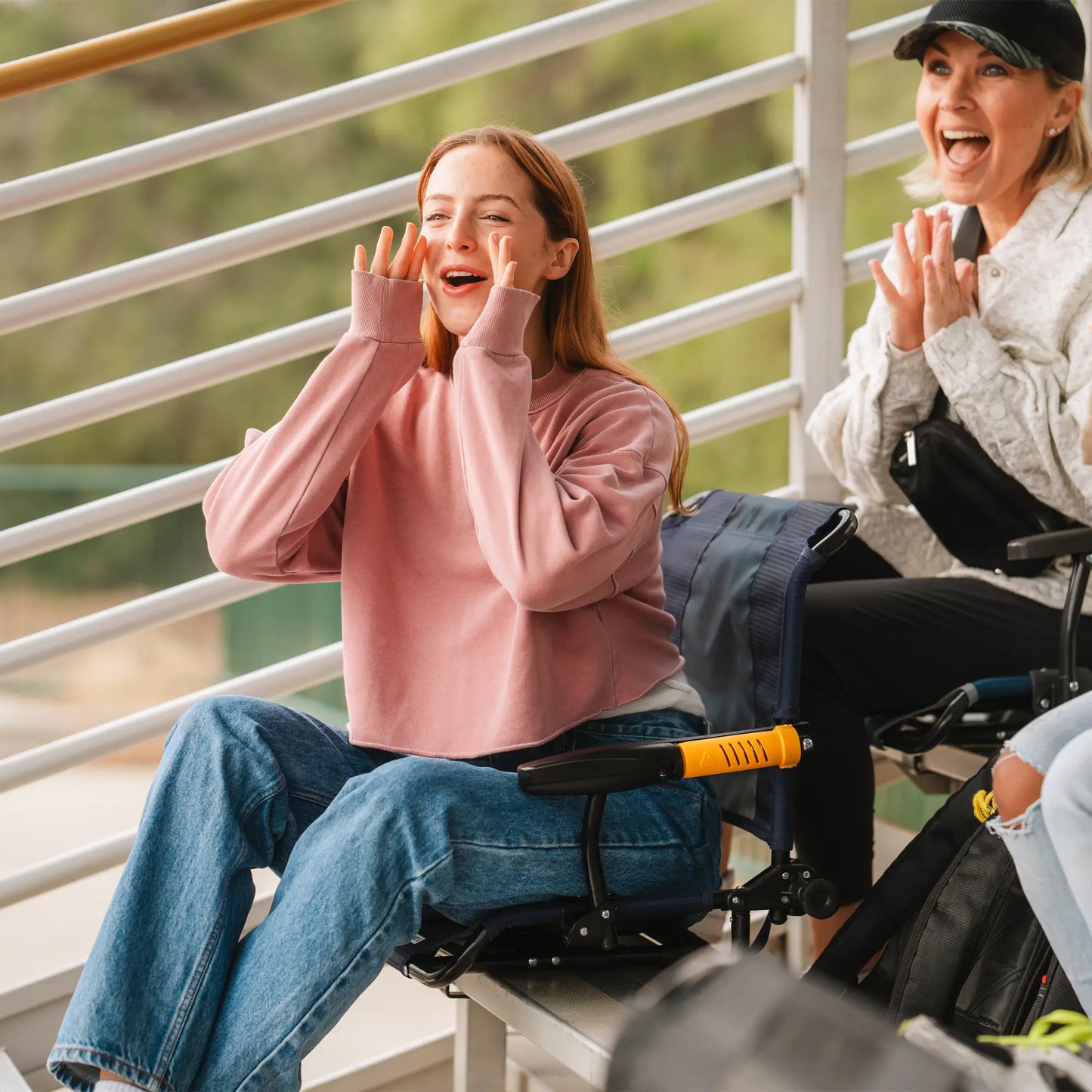 Stadium Rock-Cliner™ - Trackside Ready